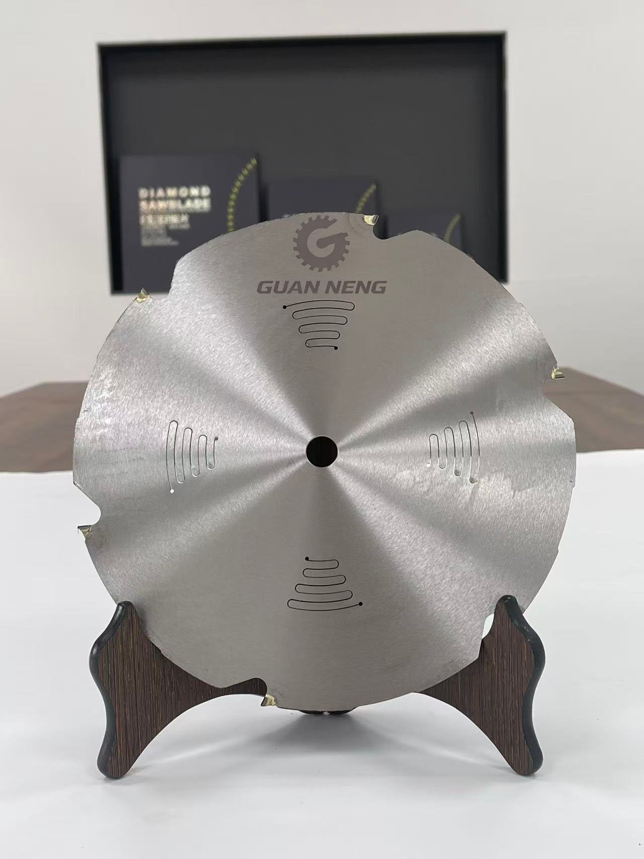 254mm PCD Diamond Circular Saw Blade 254×2.4-1.7×15.88 6T Wood Composite Cutting Disc