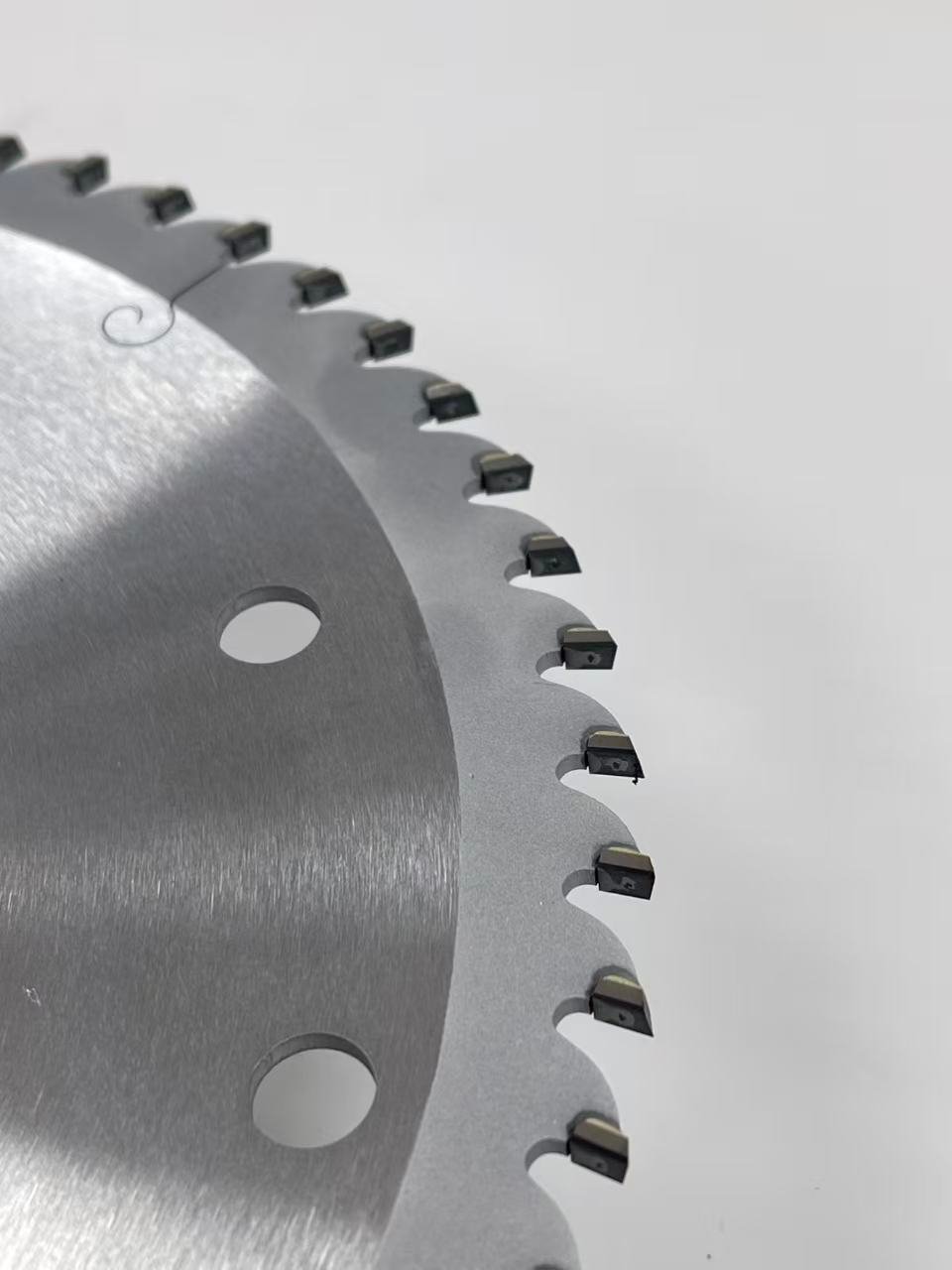 450mm PCD Diamond Circular Saw Blade 450×8.0-6.0×60 60T-BT Aluminum Wood Cutting Disc - Image 4
